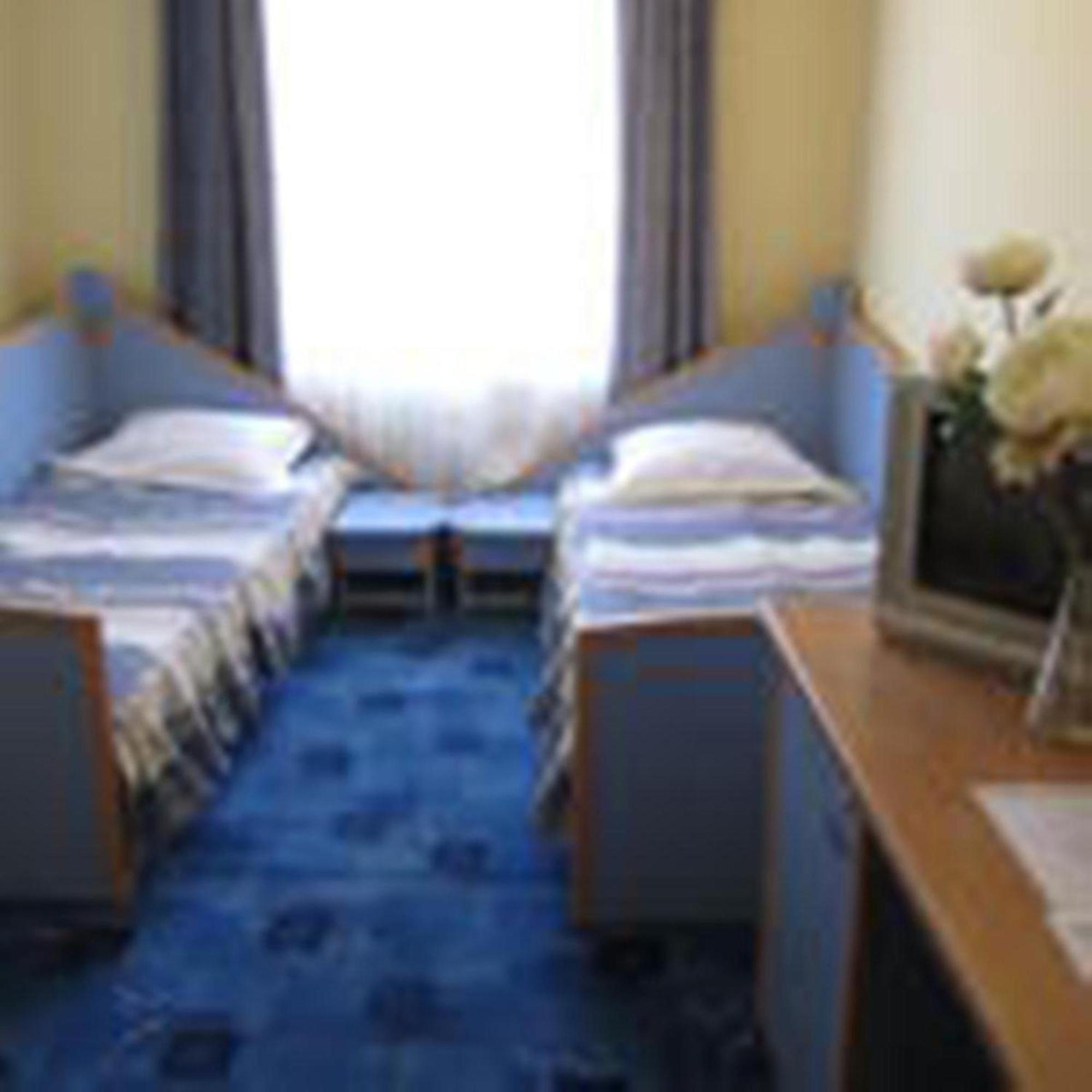 Hotel Shterev Sopot Ruang foto